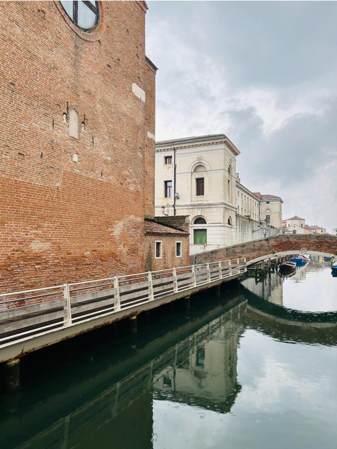 Family House Di Genny E Nicola Small Suite Chioggia Exterior photo