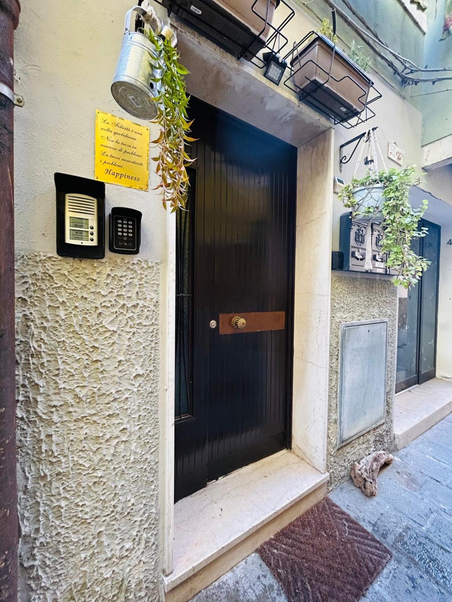 Family House Di Genny E Nicola Small Suite Chioggia Exterior photo